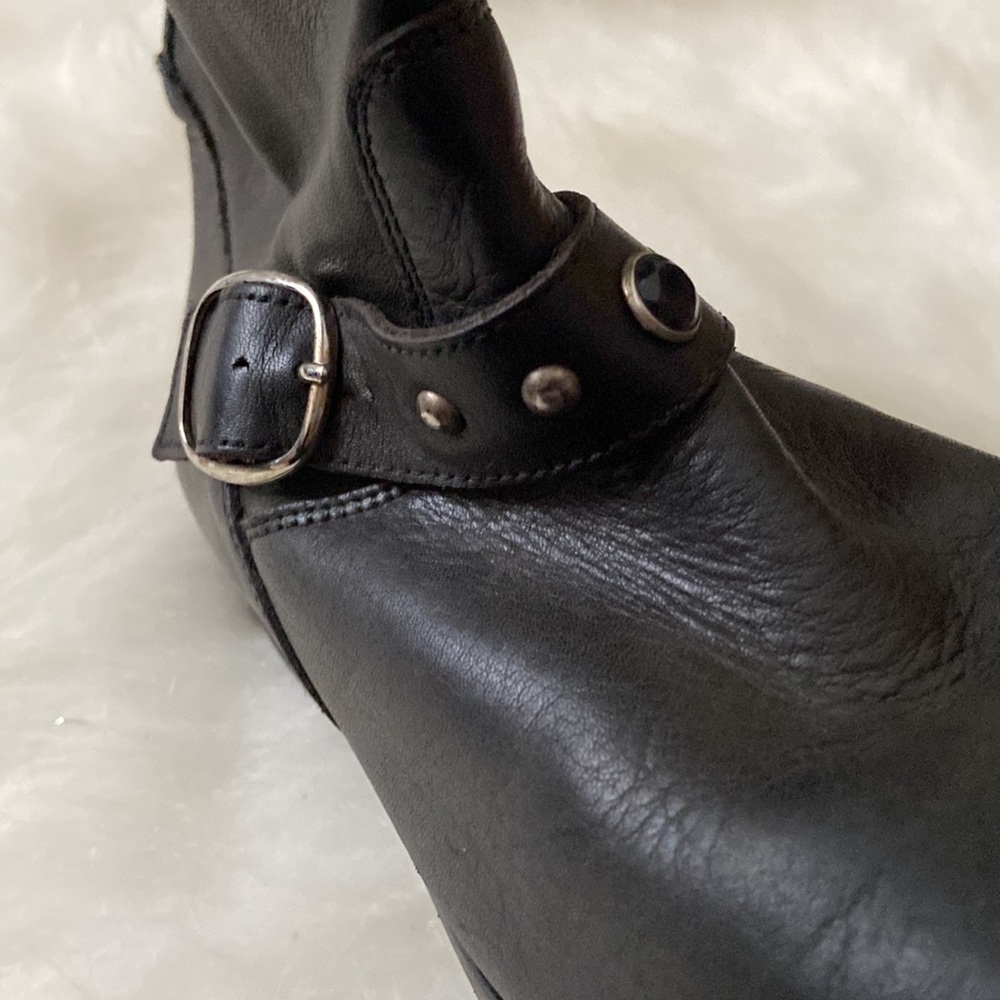 Golden Goose Kate Moto Distressed Riding Boots, Size 39 - Picture 9 of 13